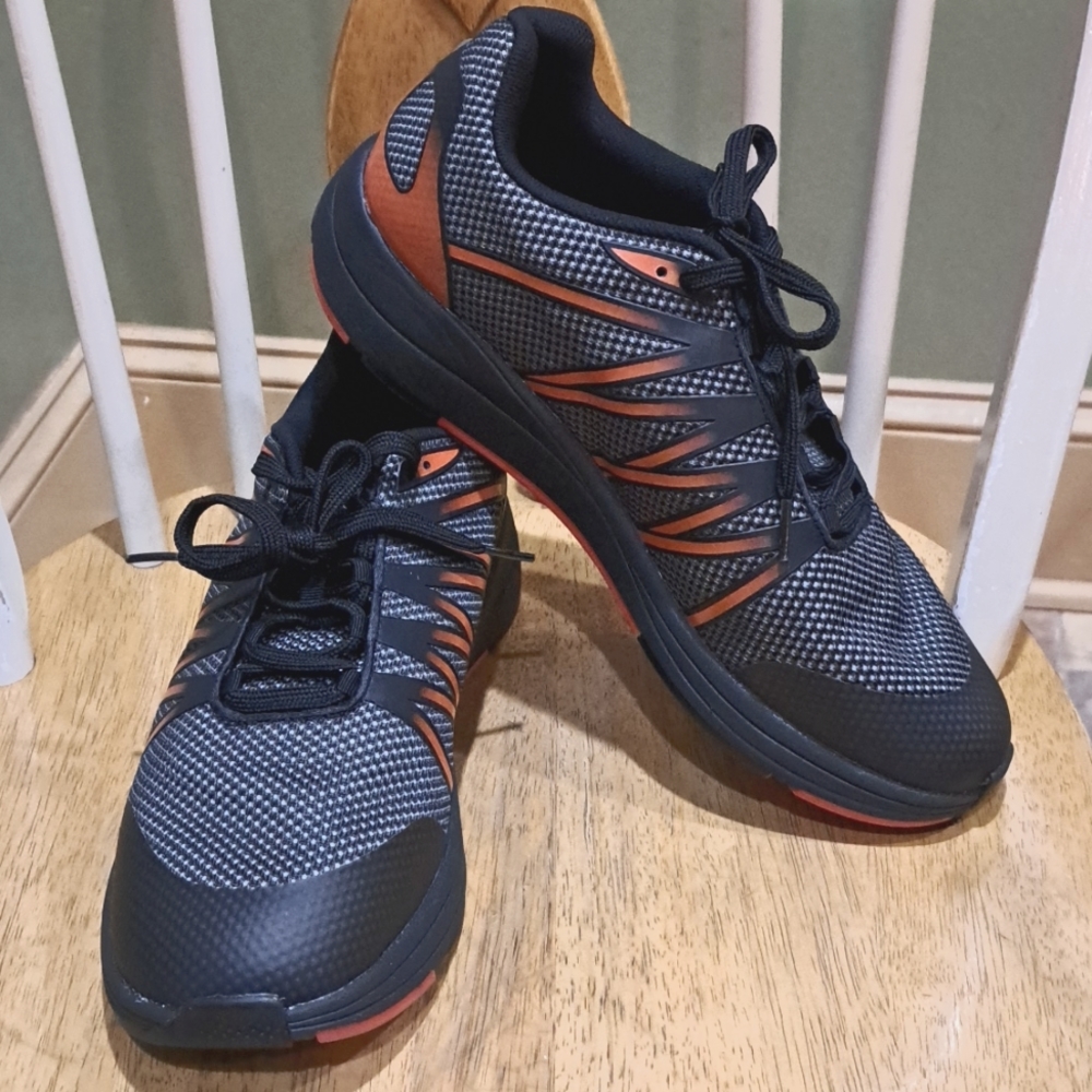 DREW player 40105 sneakers